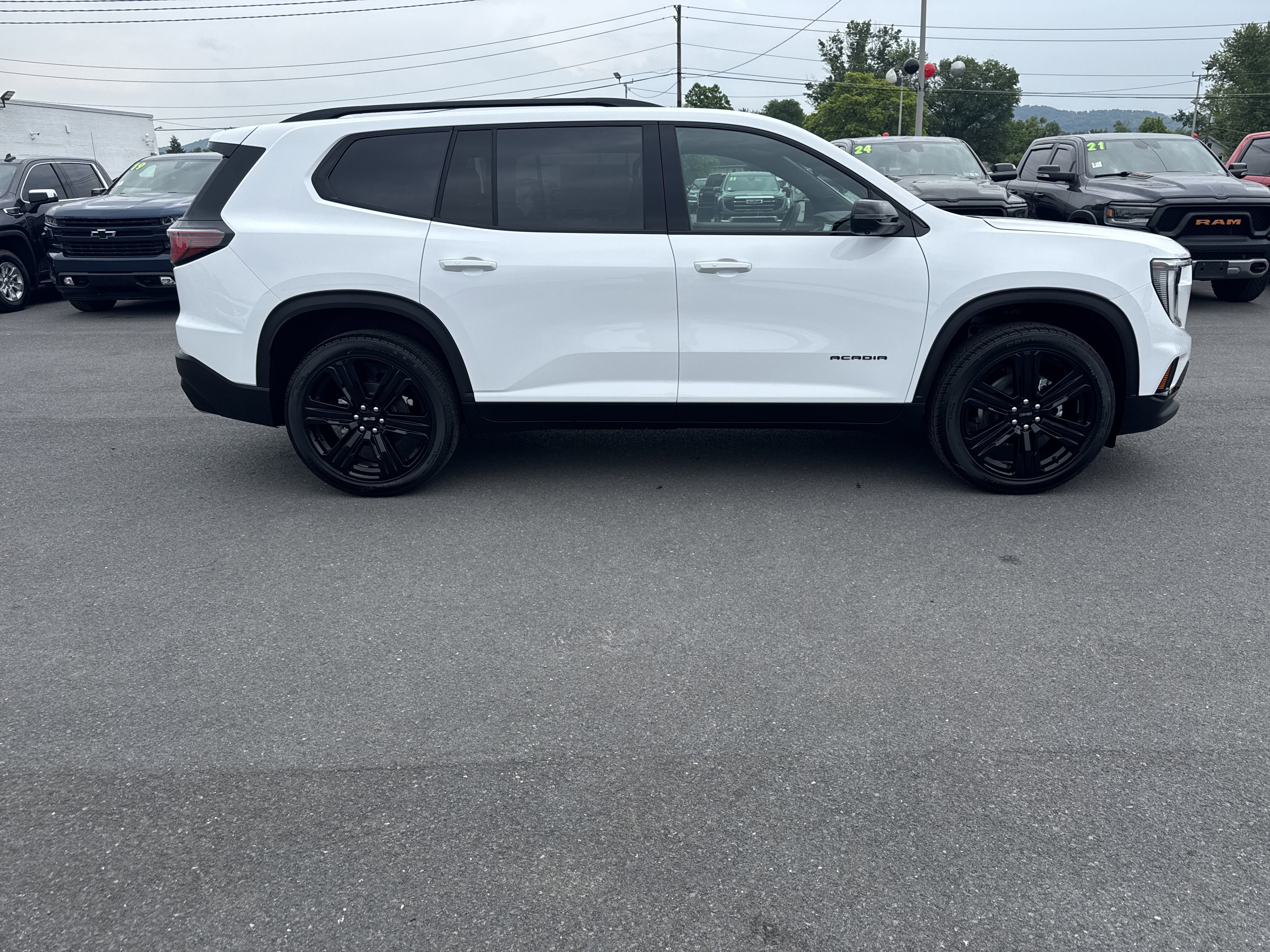 New 2025 GMC Acadia Elevation w/ Black Edition image 2