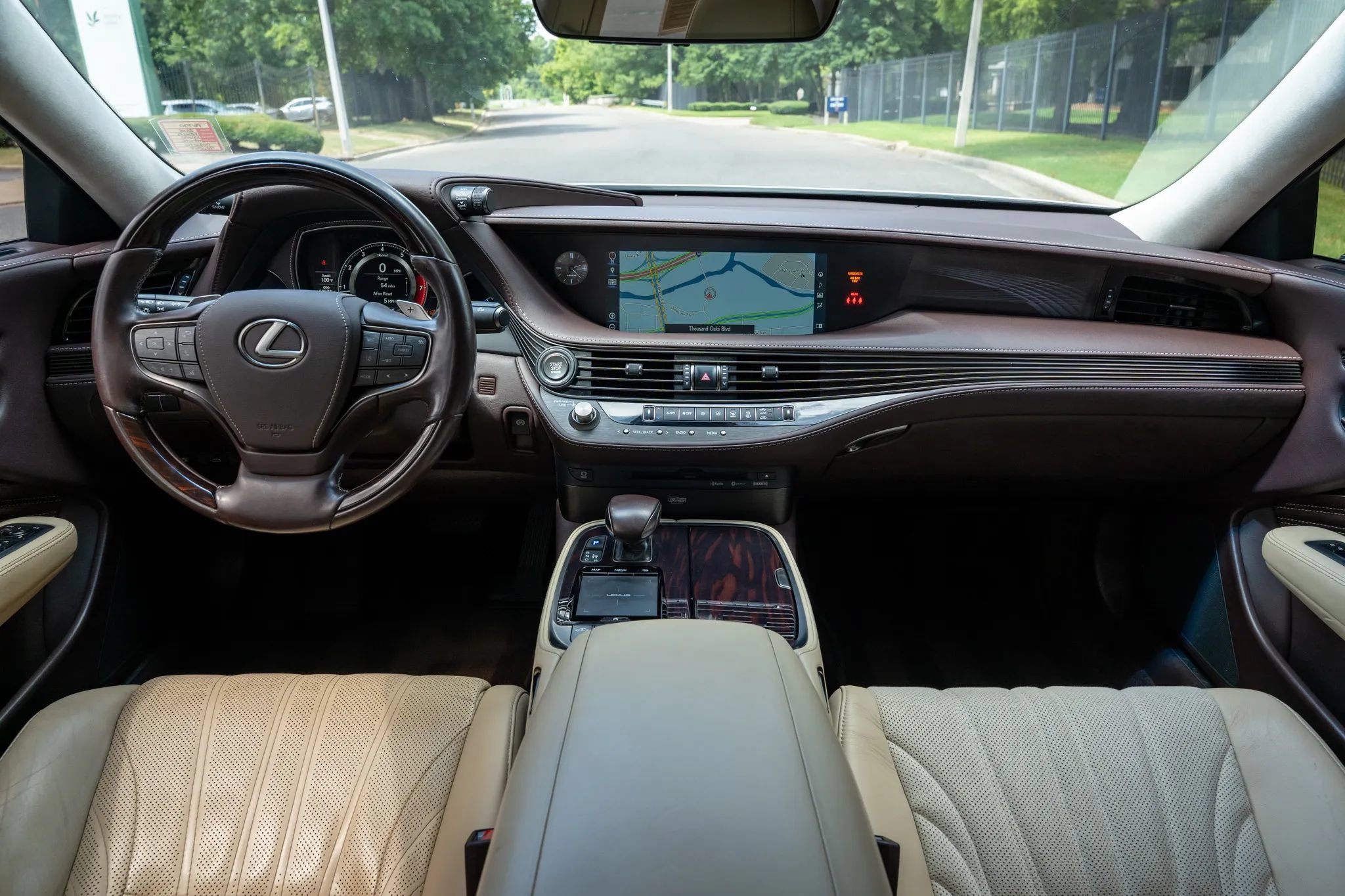 Used 2018 Lexus LS 500 w/ Interior Upgrade Package RWD image 17