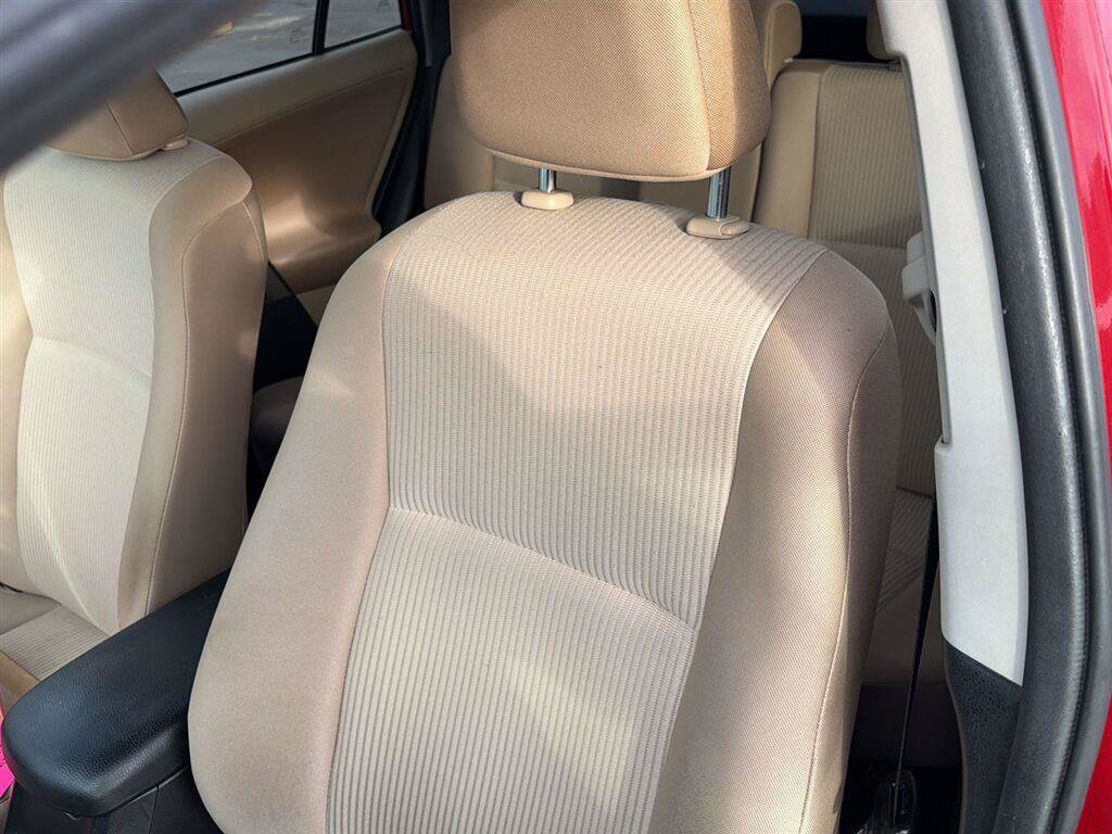 Used 2013 Toyota RAV4 LE AWD/4WD image 21