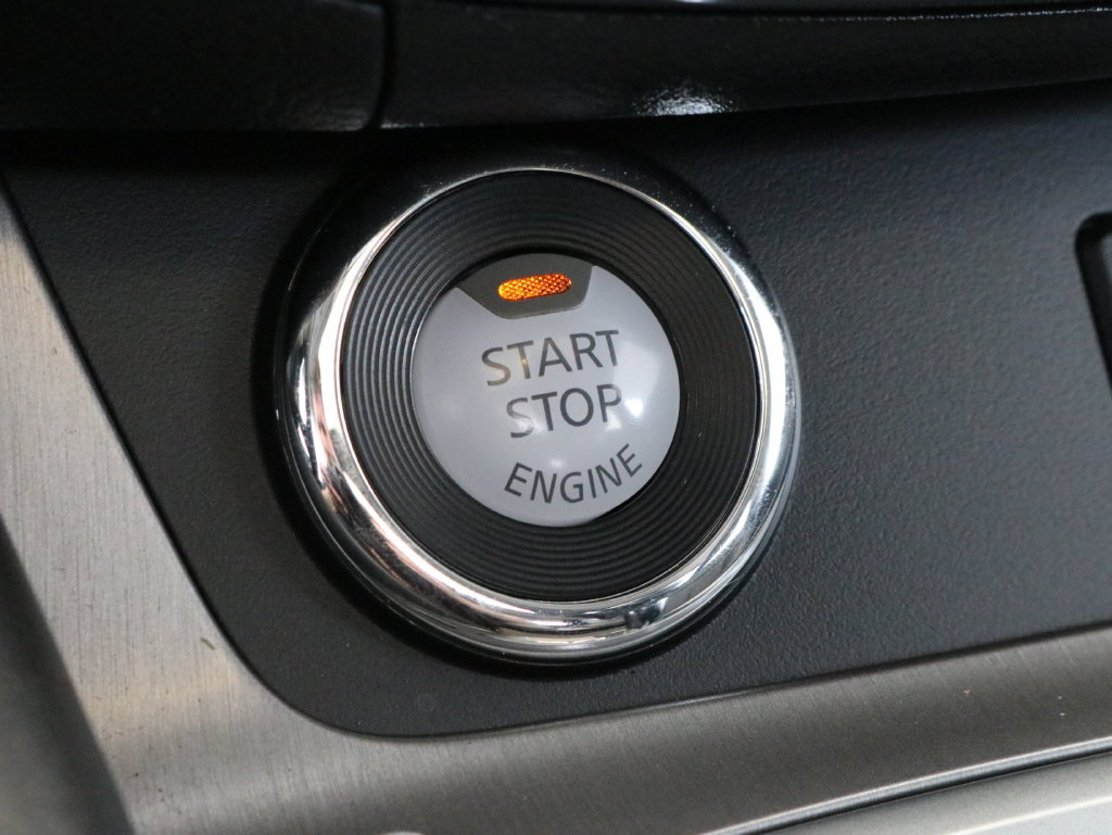 Used 2020 Nissan Murano SL w/ Moonroof Package AWD/4WD image 22