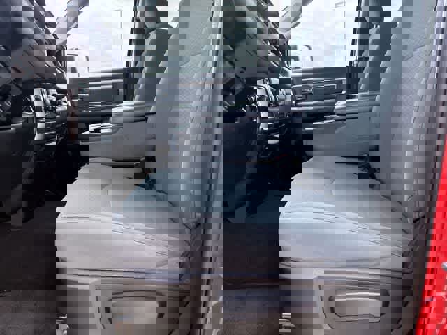 Used 2018 RAM 1500 Classic SLT RWD image 18