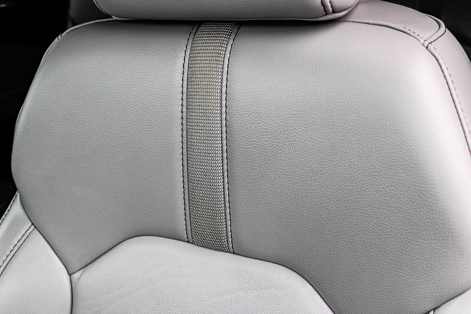 Certified 2025 Honda Pilot Touring image 25