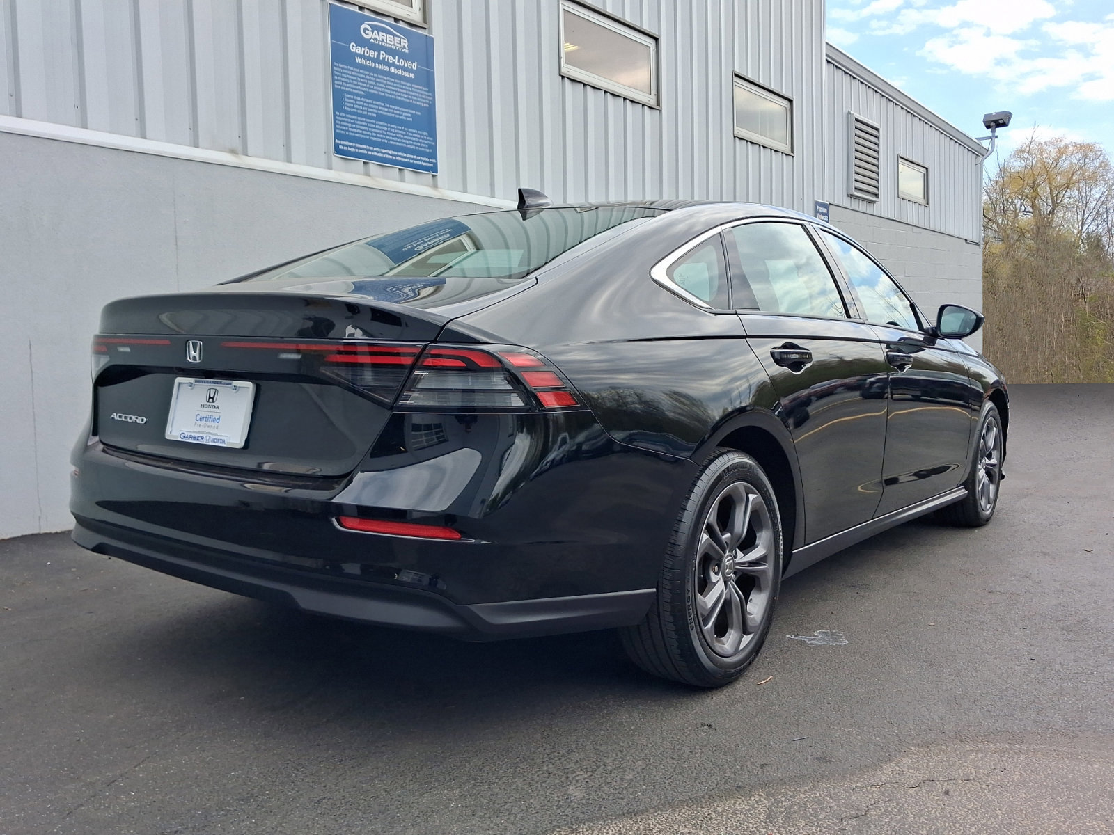 Used 2023 Honda Accord EX image 9