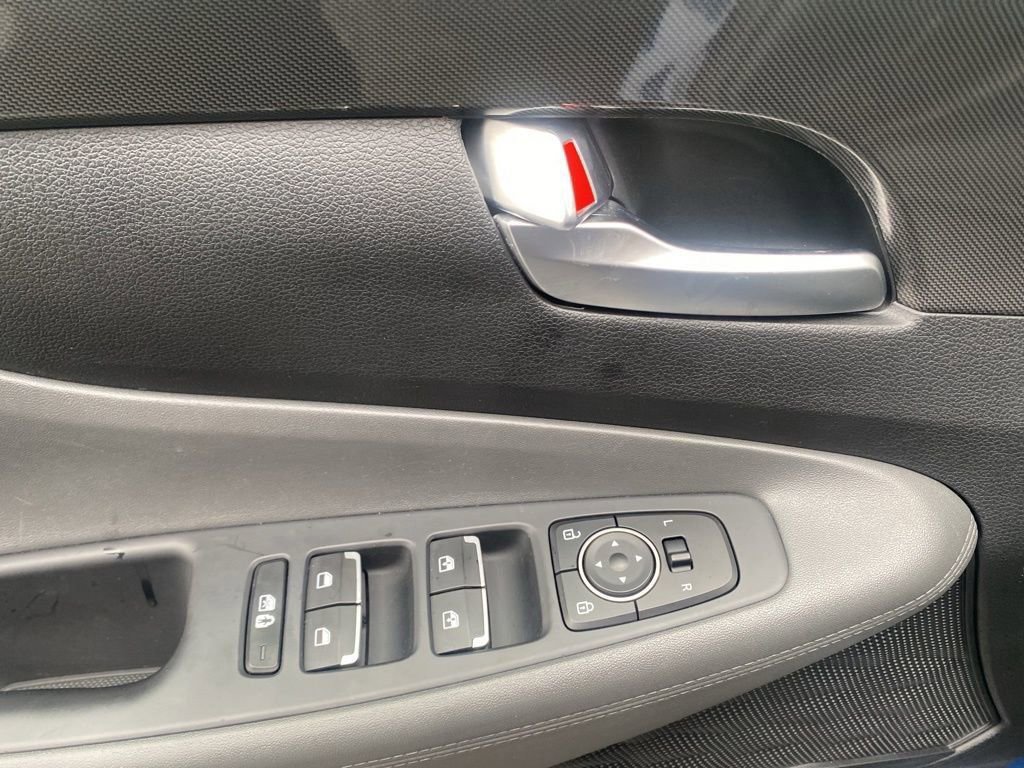 Used 2023 Hyundai Santa Fe SEL image 12