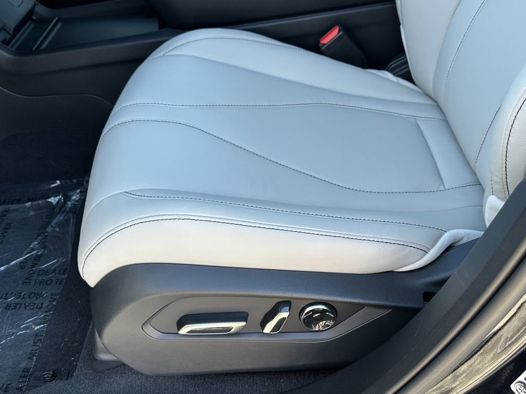 New 2025 Acura RDX SH-AWD image 23