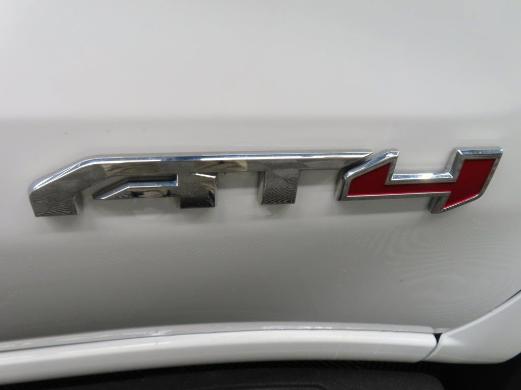 Used 2024 GMC Sierra 1500 AT4 w/ Technology Package image 59