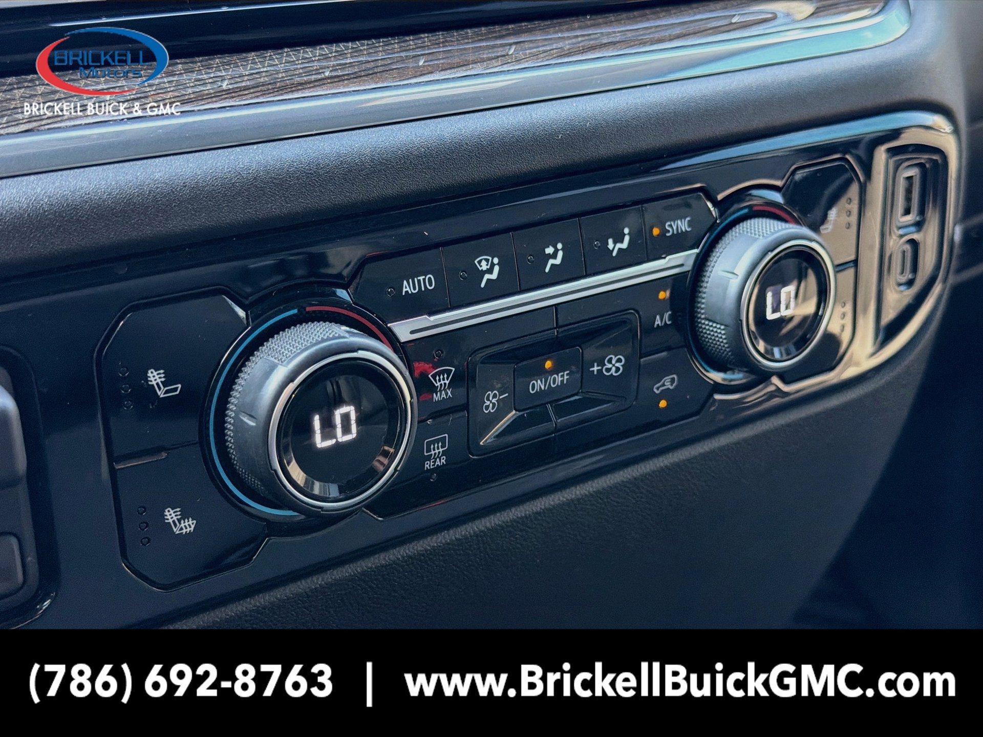 Used 2024 Chevrolet Silverado 1500 RST RWD image 34