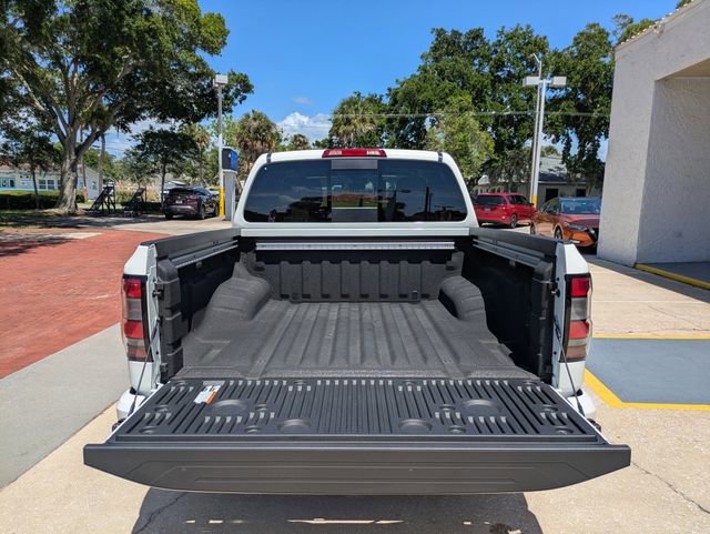 Certified 2025 Nissan Frontier SV w/ SV Convenience Package RWD image 13