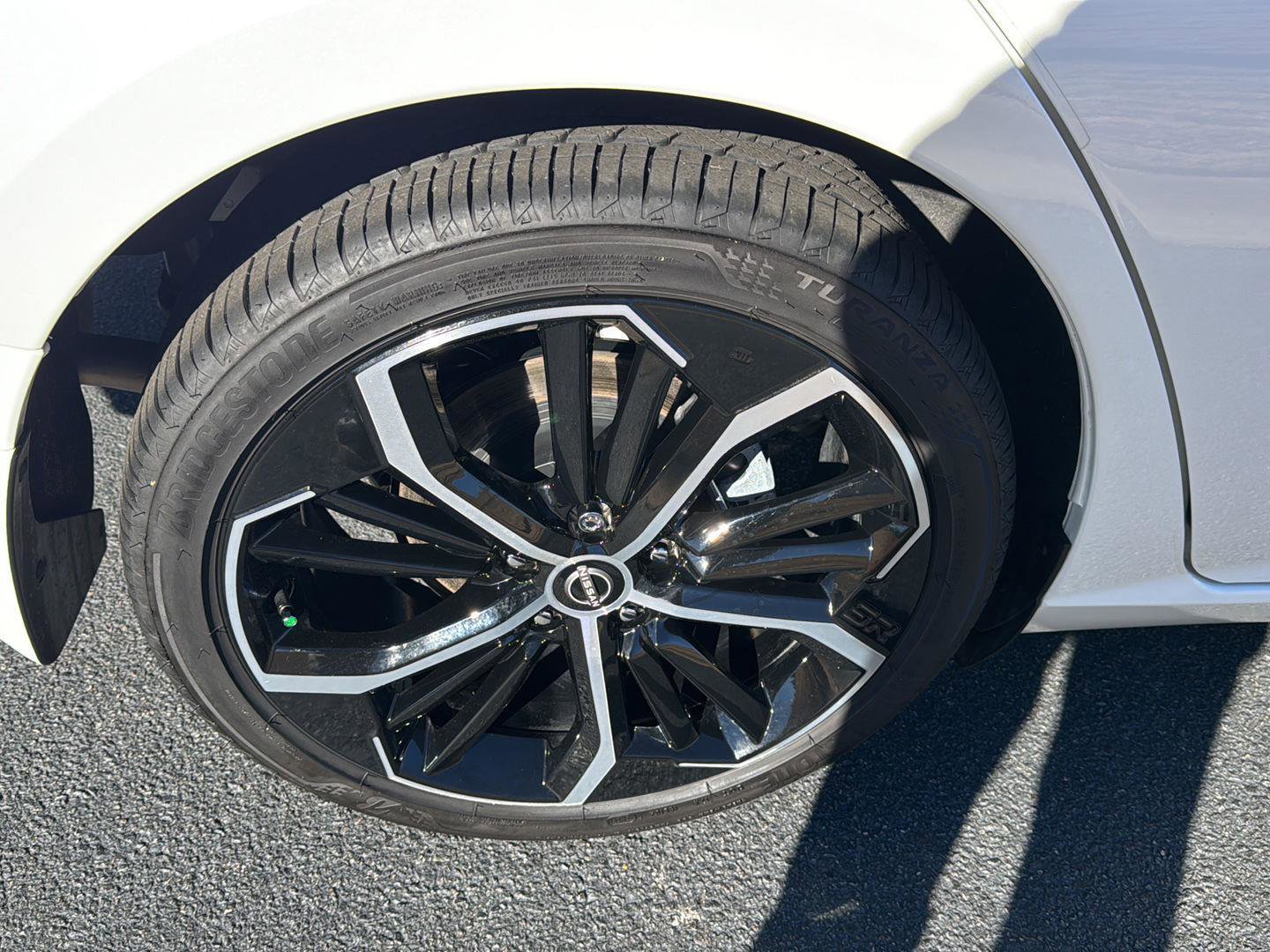 Used 2025 Nissan Altima 2.5 SR image 32