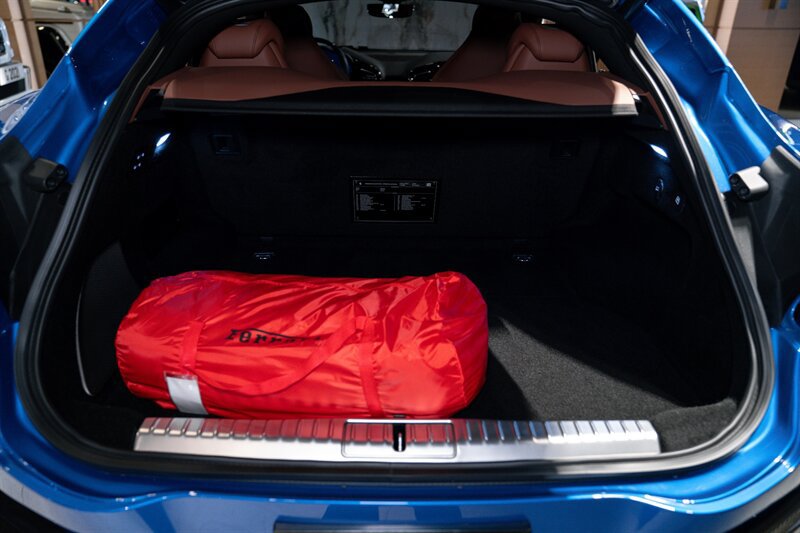 Used 2024 Ferrari Purosangue AWD/4WD image 41
