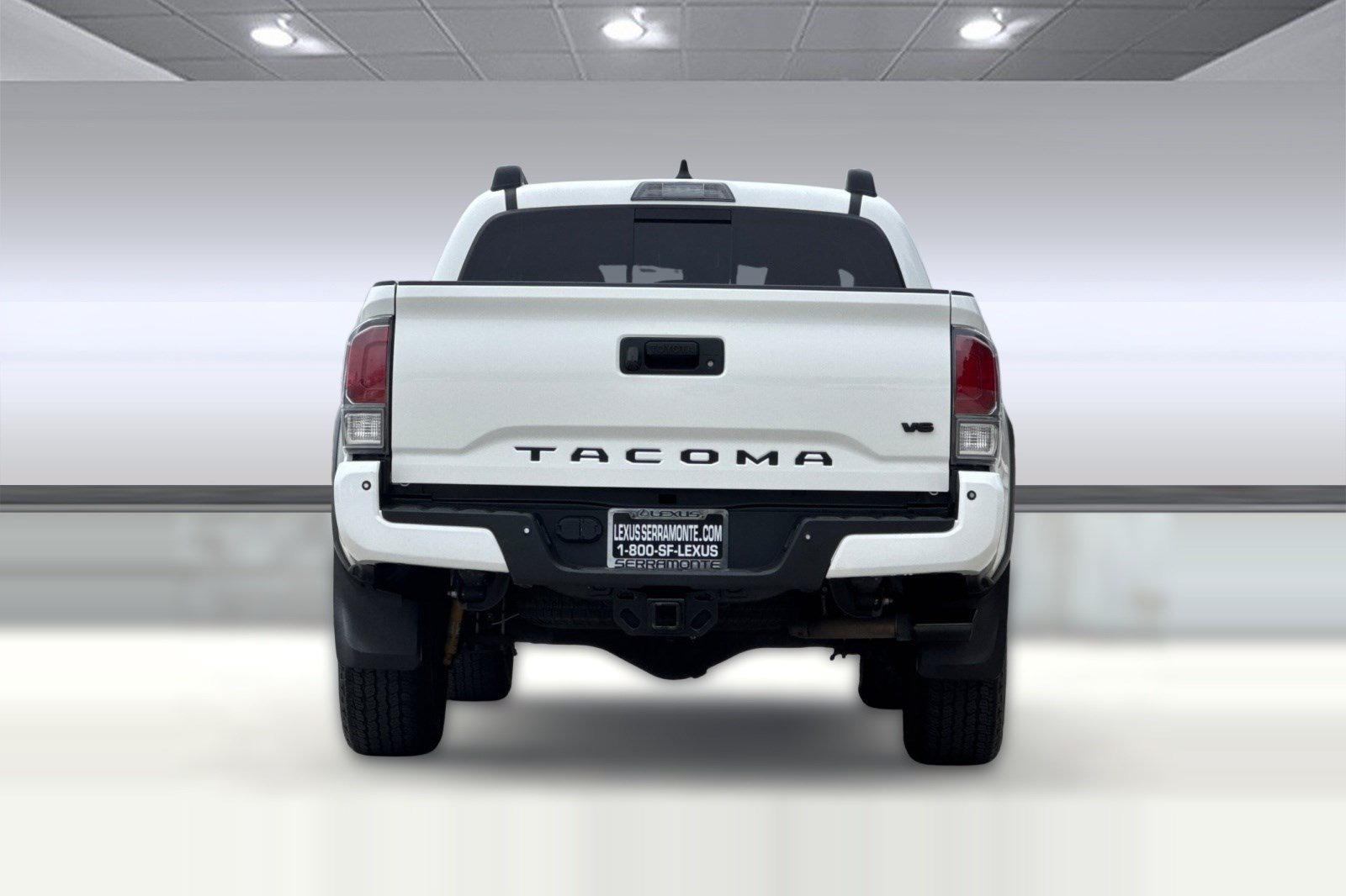 Used 2021 Toyota Tacoma TRD Off-Road w/ Technology Package AWD/4WD image 9