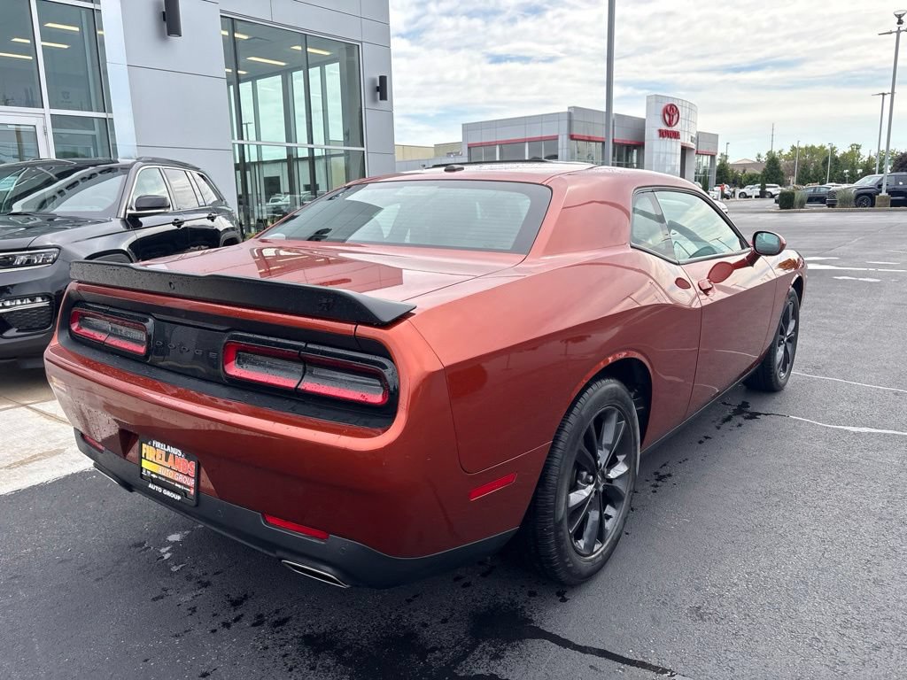 Used 2021 Dodge Challenger SXT w/ Driver Convenience Group AWD/4WD image 5