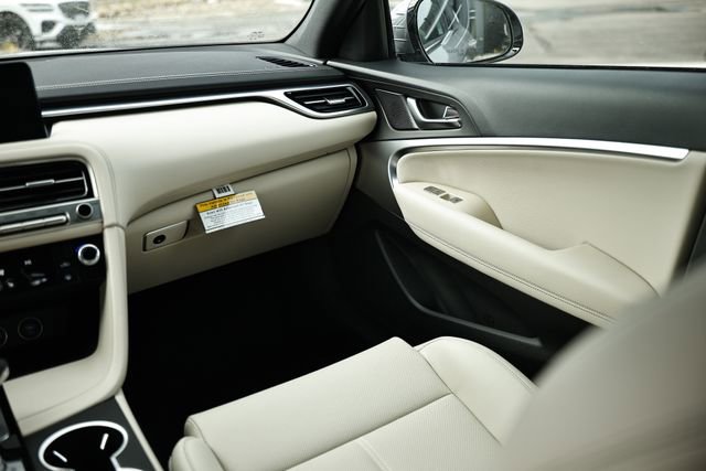 Used 2026 Genesis G70 2.5T image 26