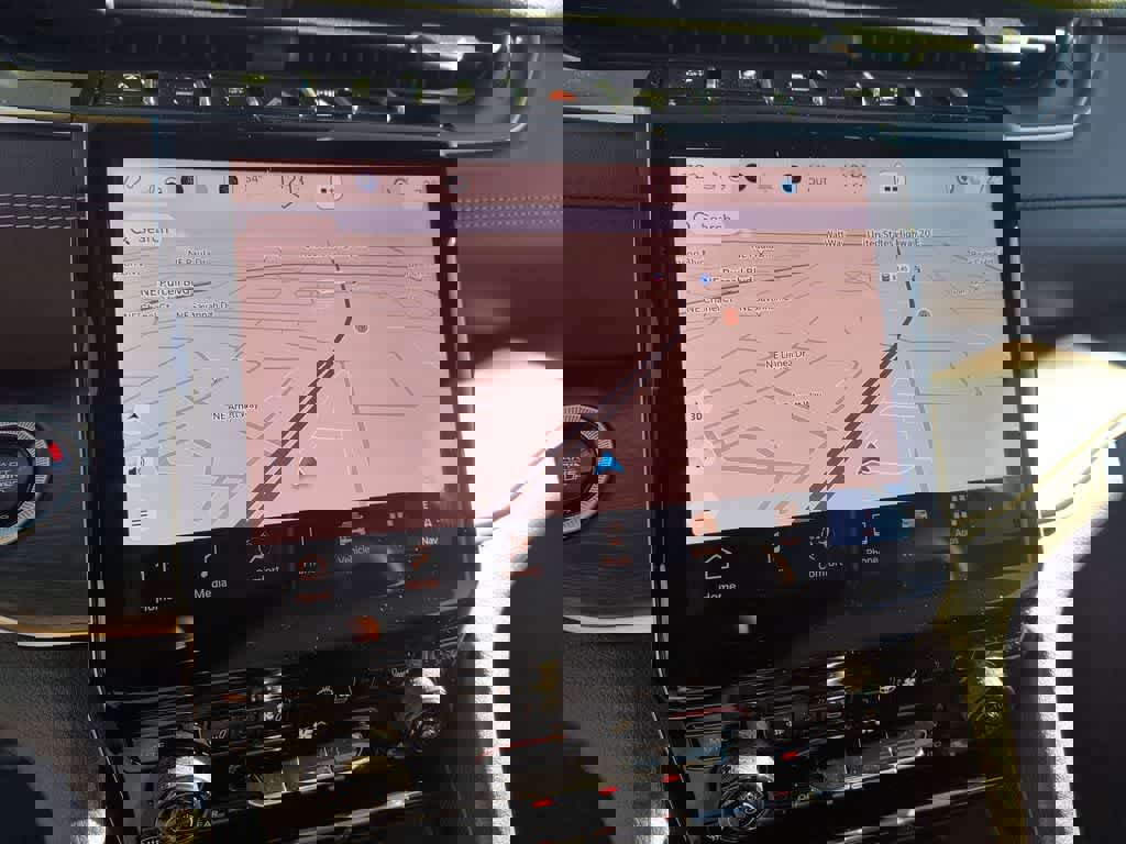 New 2025 Jeep Grand Cherokee L Limited w/ Luxury Tech Group II image 18