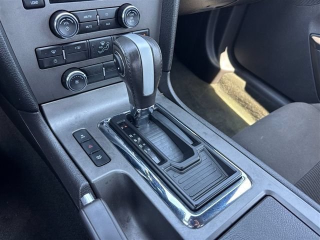 Used 2014 Ford Mustang Coupe RWD image 23