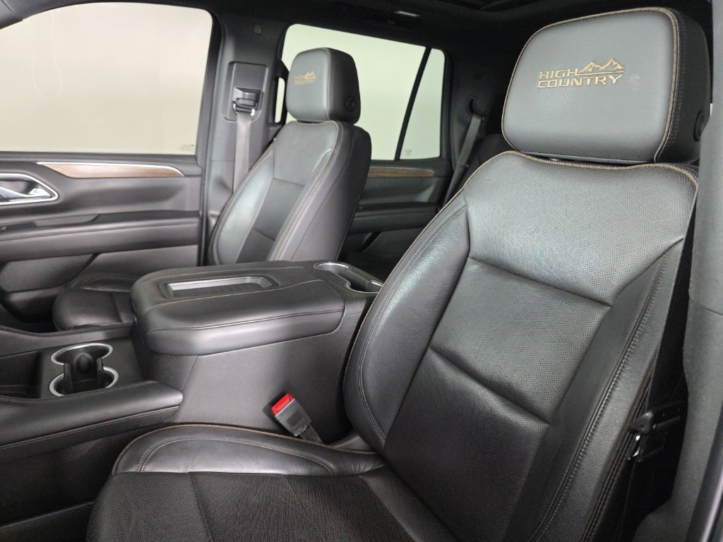 Used 2021 Chevrolet Tahoe High Country w/ Premium Package image 17