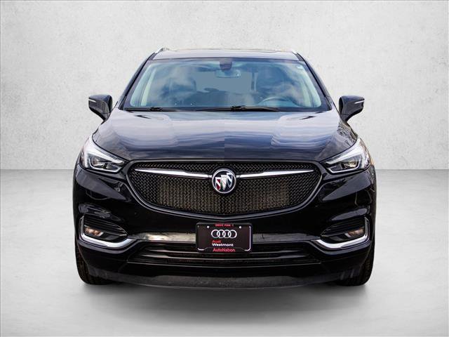 Used 2020 Buick Enclave Essence w/ Sport Touring Edition image 2