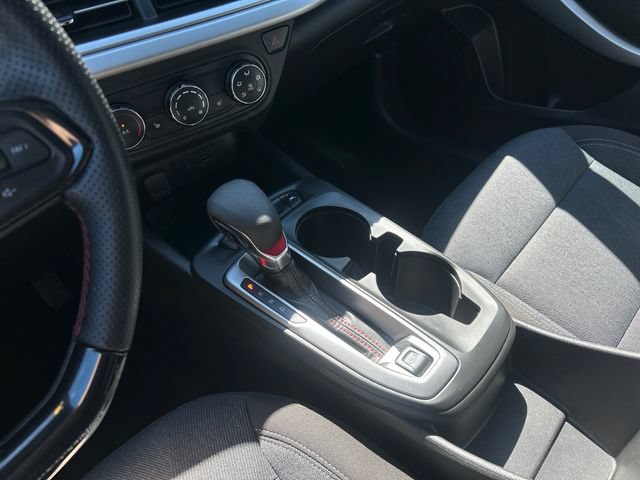 Used 2024 Chevrolet Trax RS w/ Sunroof Package FWD image 16