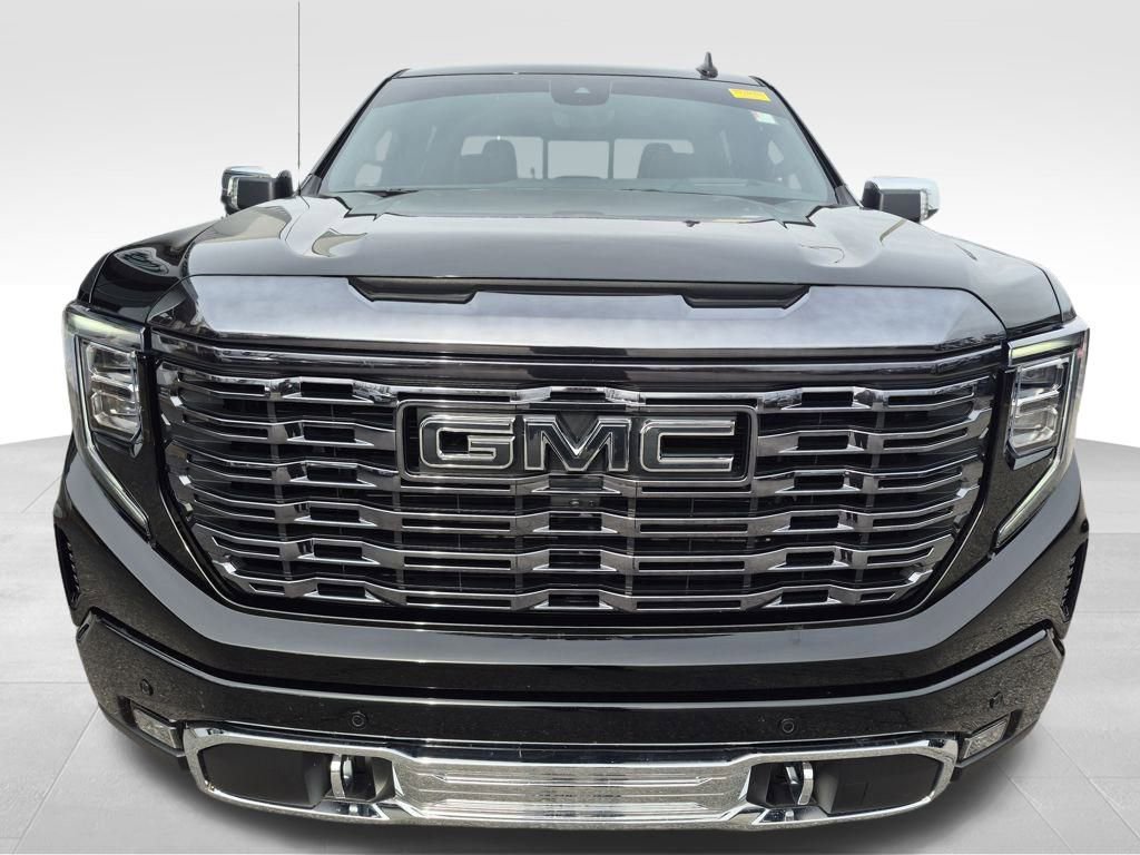 Used 2024 GMC Sierra 1500 Denali Ultimate image 8