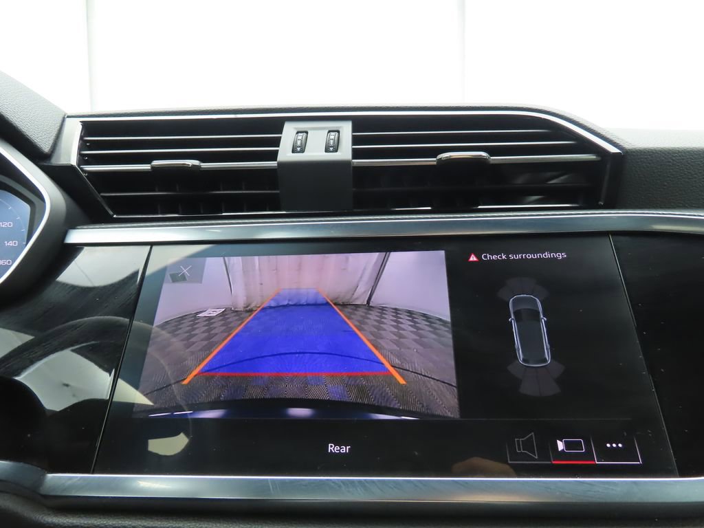 Used 2023 Audi Q3 2.0T Premium w/ Convenience Package image 14