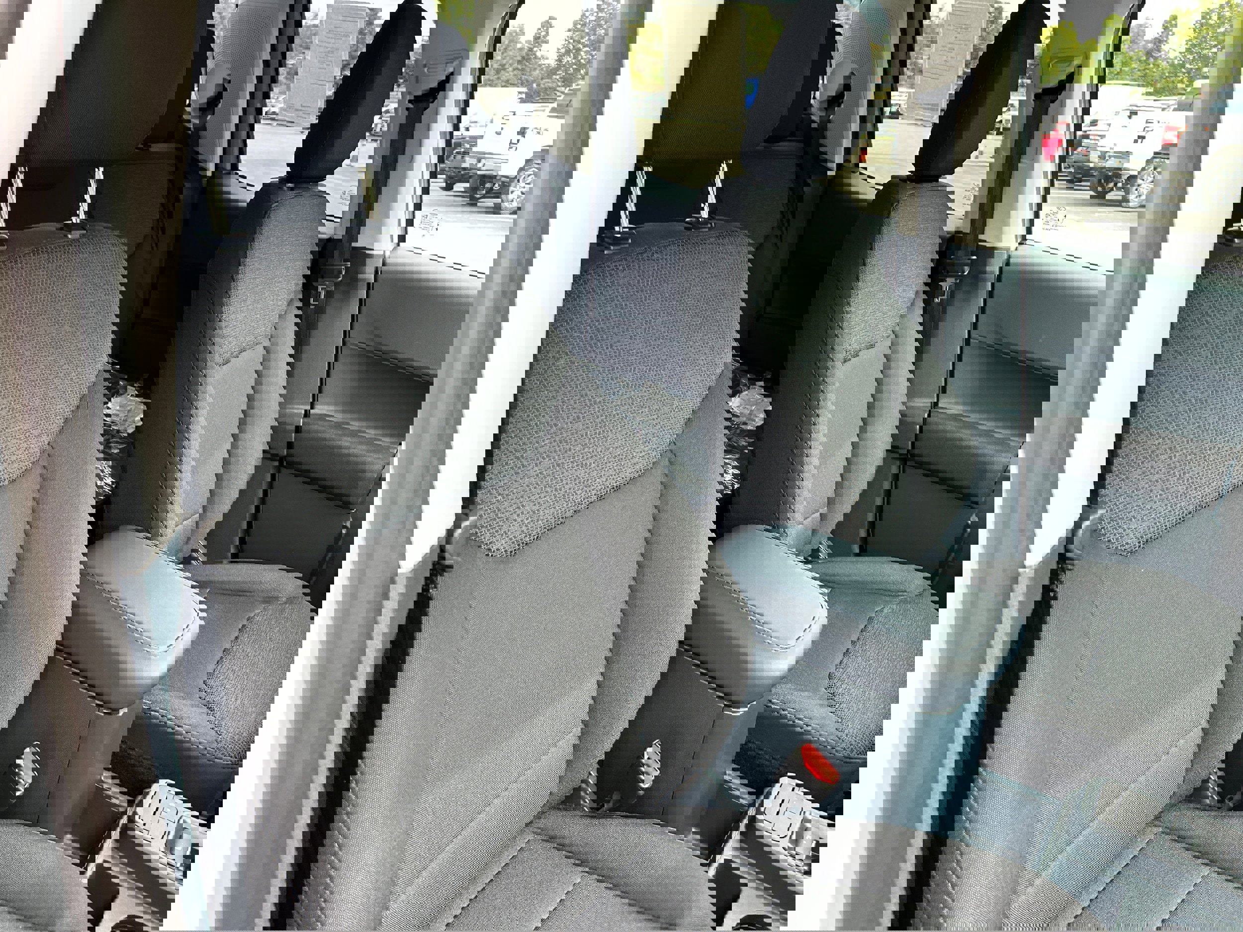 New 2025 Ford Maverick XL image 38