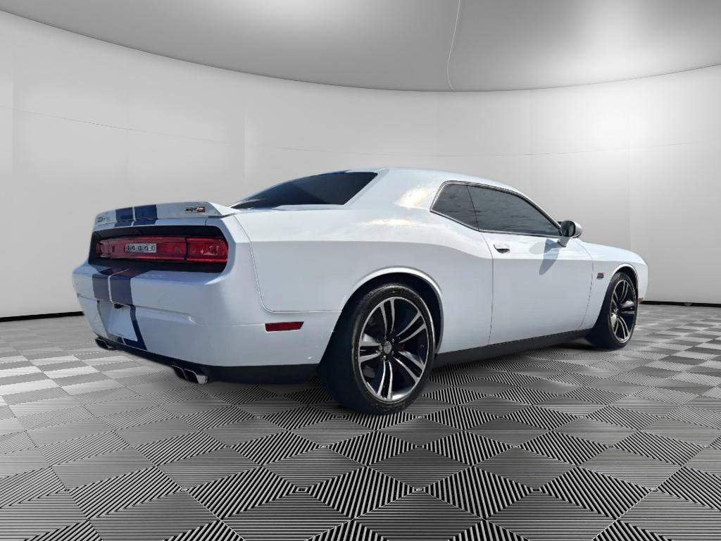 Used 2011 Dodge Challenger SRT8 image 4