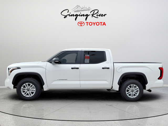 Used 2025 Toyota Tundra SR5 w/ SR5 Convenience Package AWD/4WD image 4