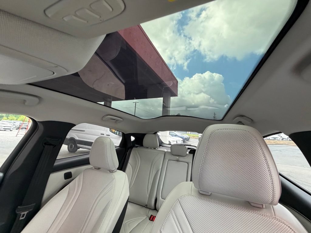 Used 2022 Ford Mustang Mach-E Premium RWD image 24