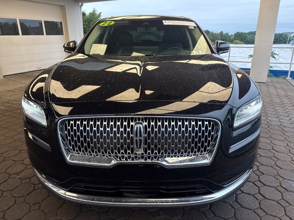 Certified 2022 Lincoln Nautilus AWD image 2