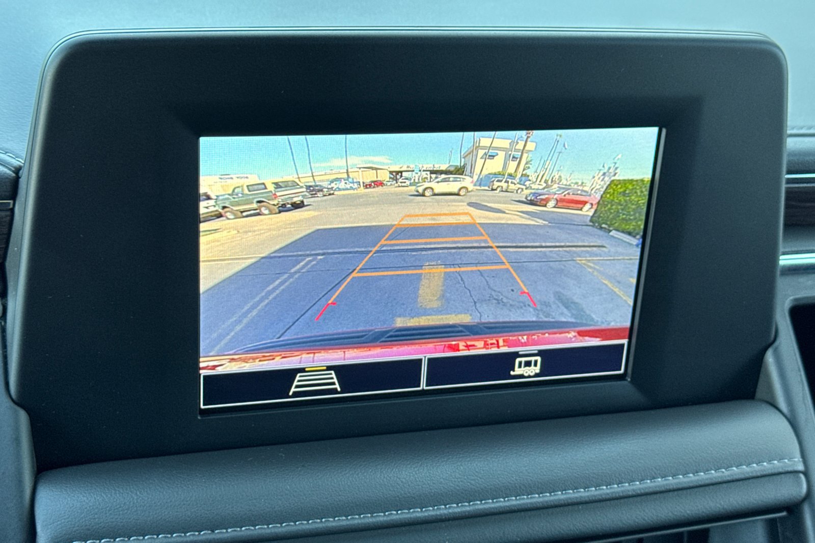 Used 2024 Chevrolet Tahoe LS RWD image 20