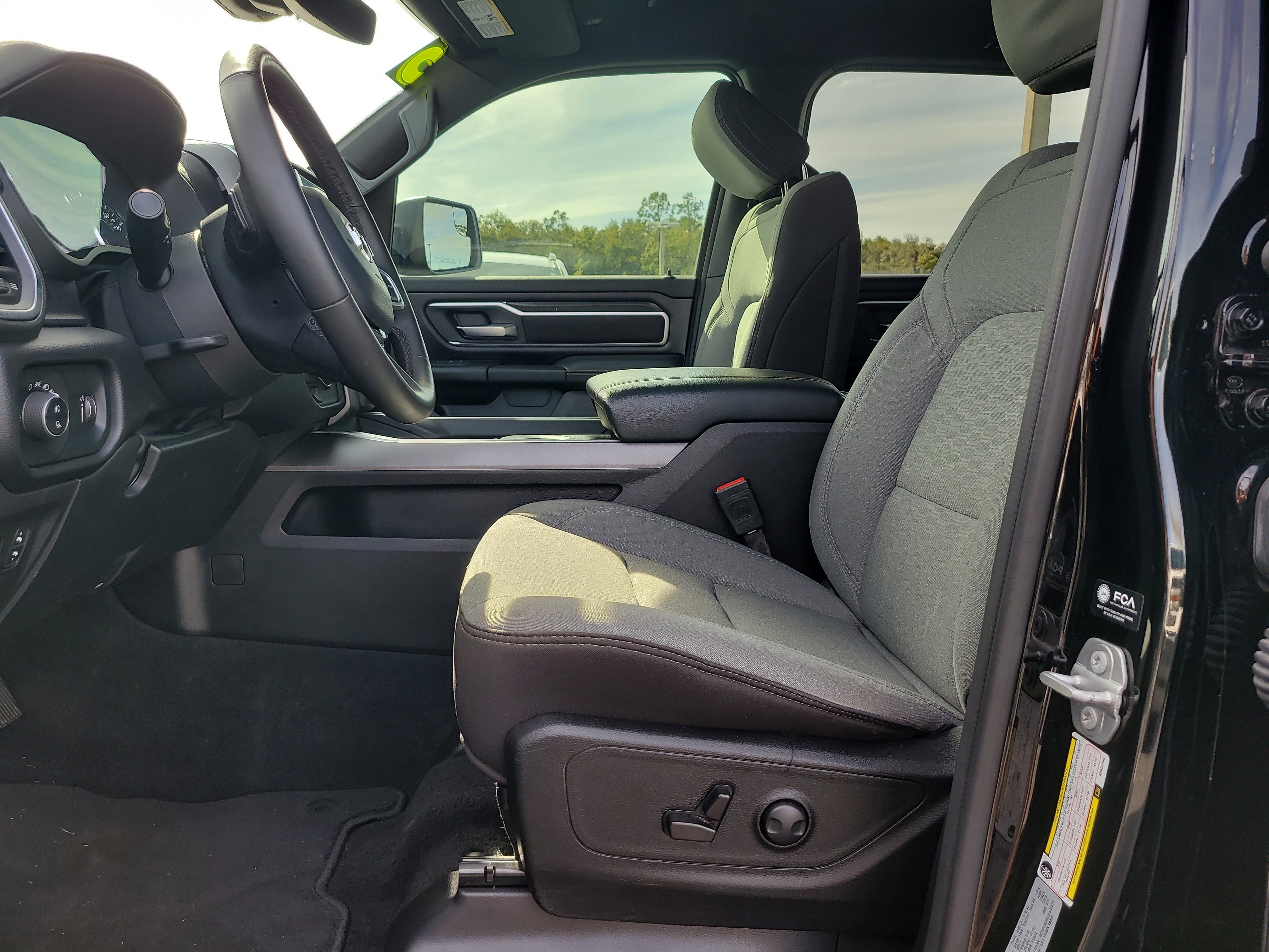 Used 2025 RAM 1500 Big Horn image 18