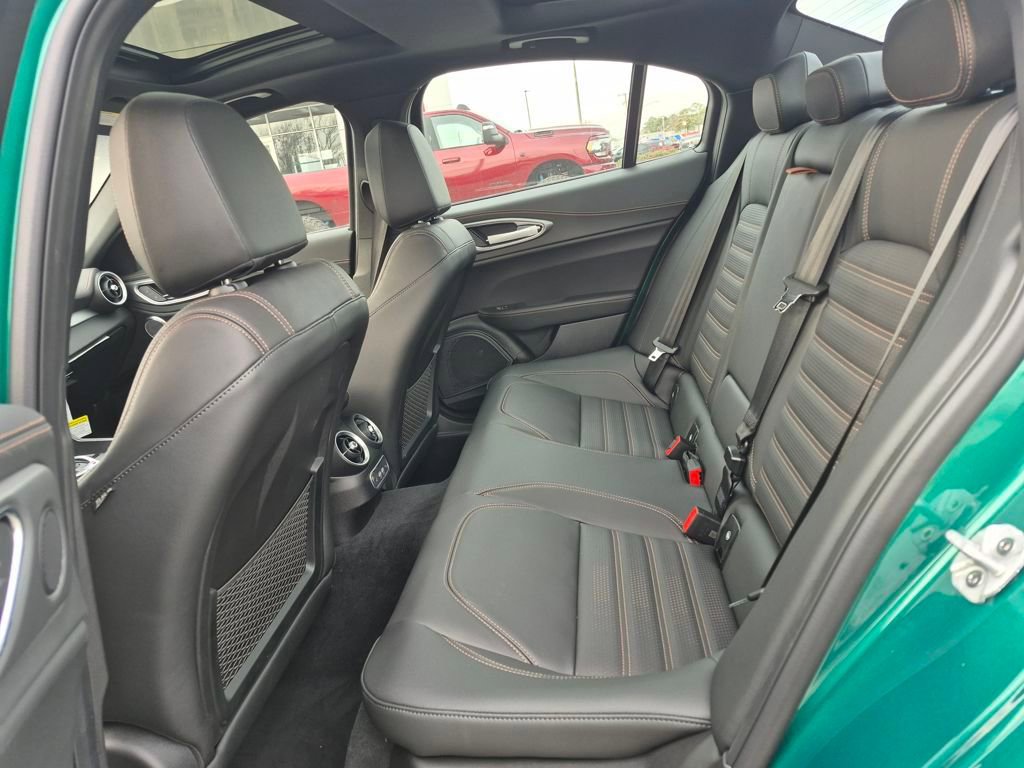 New 2025 Alfa Romeo Giulia w/ Driving Assist Package image 13