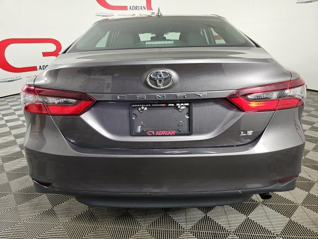 Used 2023 Toyota Camry LE image 6
