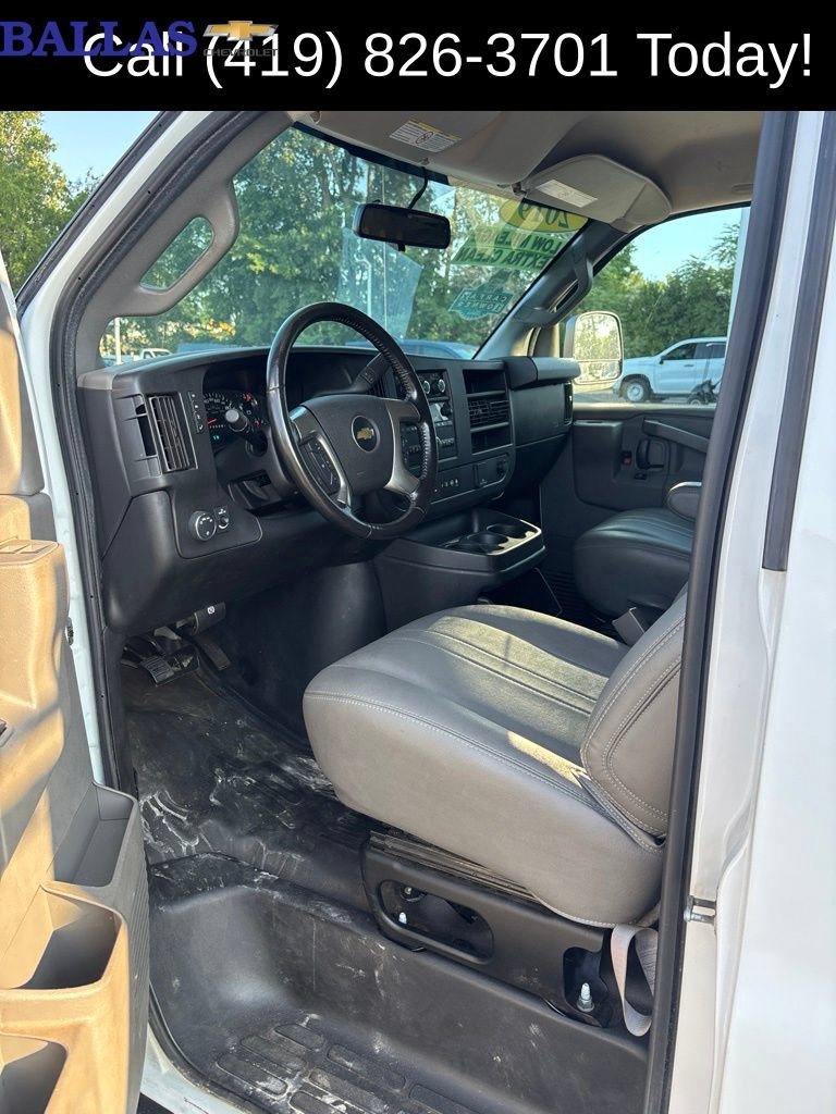 Used 2019 Chevrolet Express 2500 w/ Driver Convenience Package RWD image 7