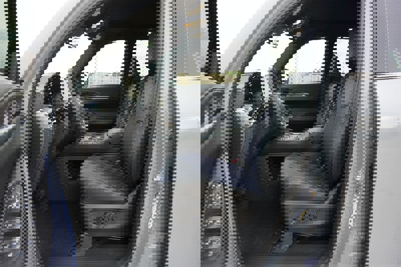 New 2026 INFINITI QX60 Sport w/ Dark Cargo Package image 17