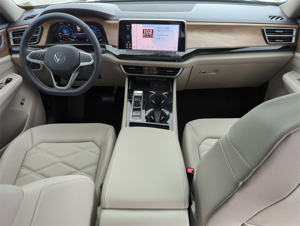 New 2025 Volkswagen Atlas SE image 21