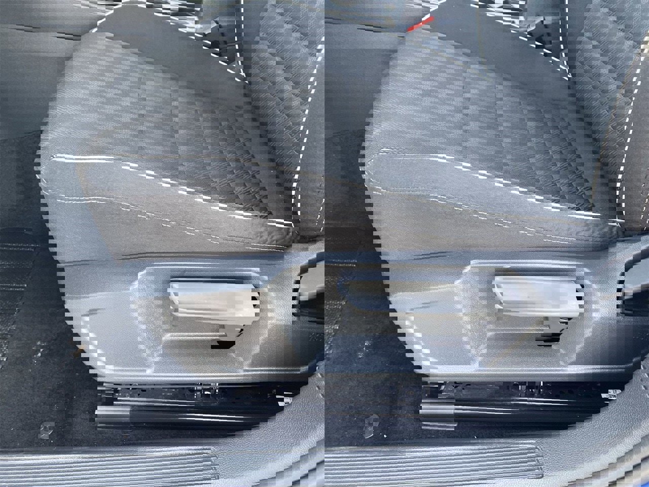 Certified 2024 Volkswagen Jetta Sport image 17