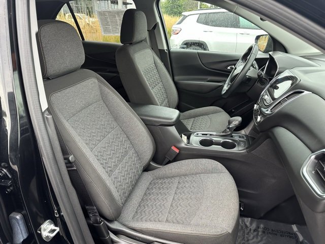 Used 2024 Chevrolet Equinox LT image 15