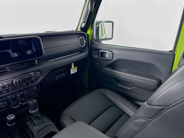 New 2025 Jeep Gladiator Sport w/ Premium Package image 23