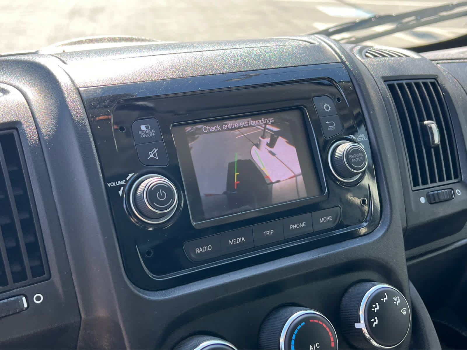 Used 2020 RAM ProMaster 1500 FWD image 32