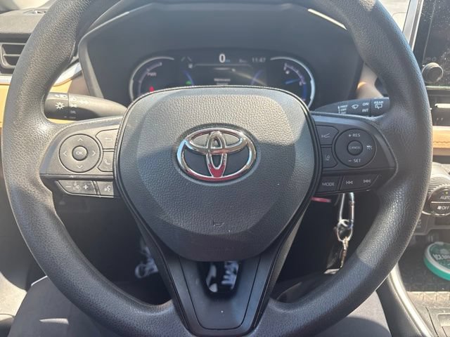 Used 2024 Toyota RAV4 LE AWD/4WD image 12