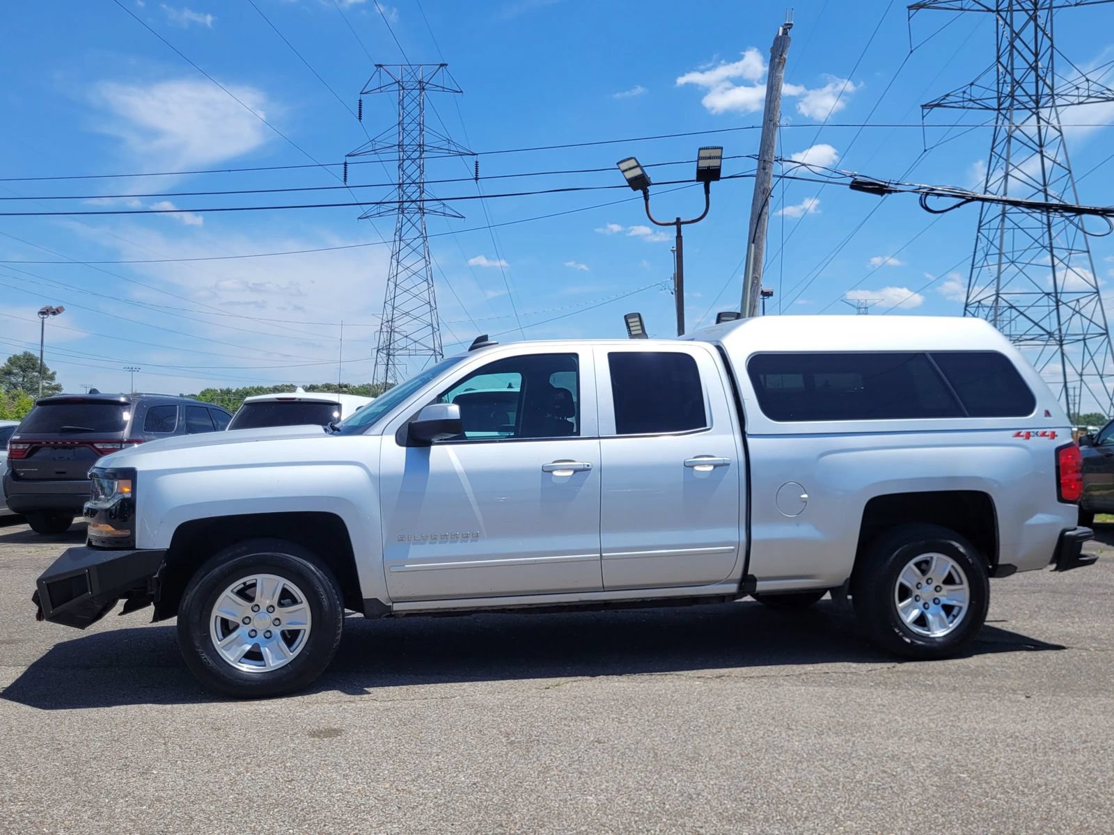 Used 2019 Chevrolet Silverado 1500 LT AWD/4WD image 10
