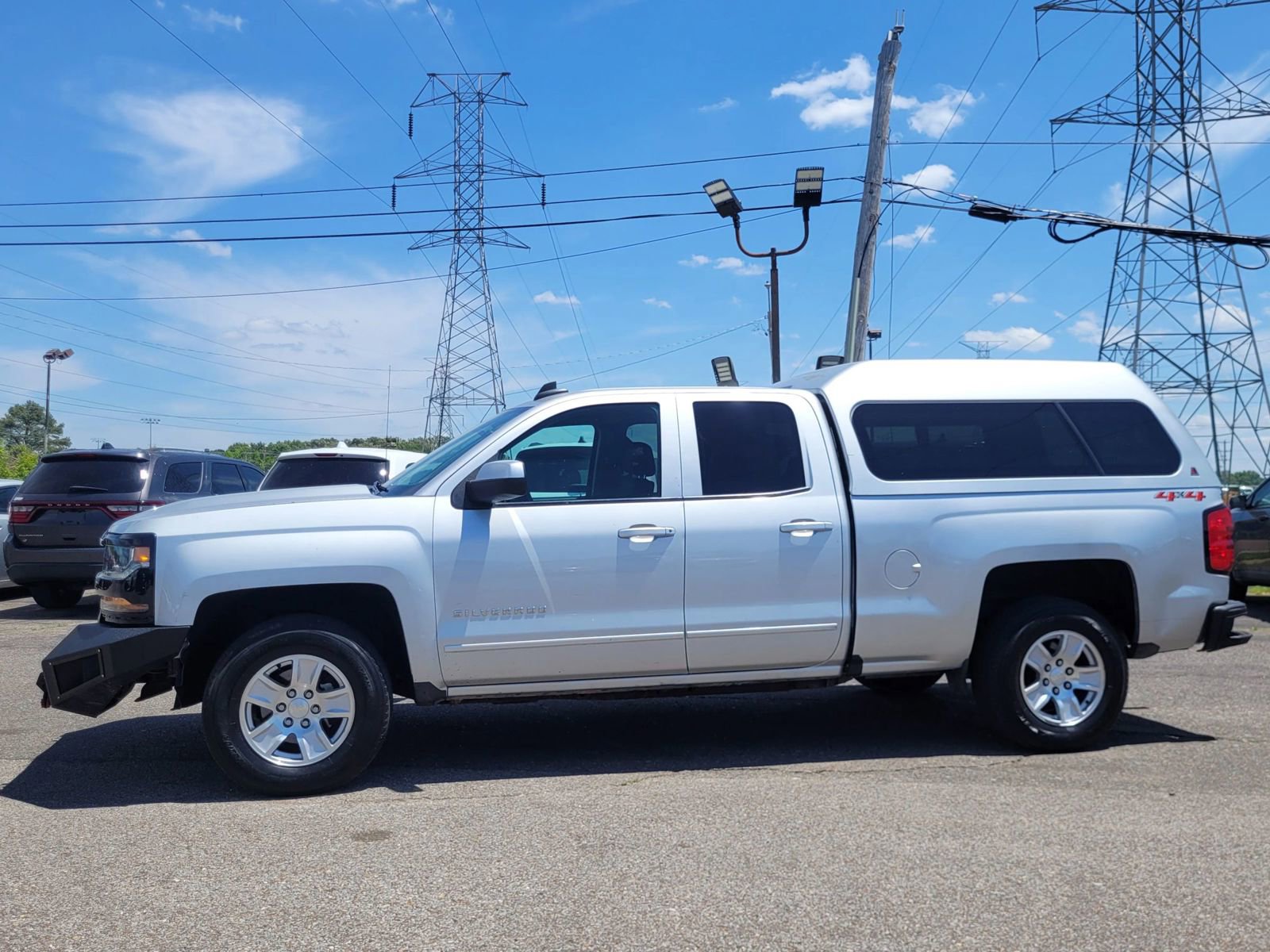 Used 2019 Chevrolet Silverado 1500 LT AWD/4WD image 10