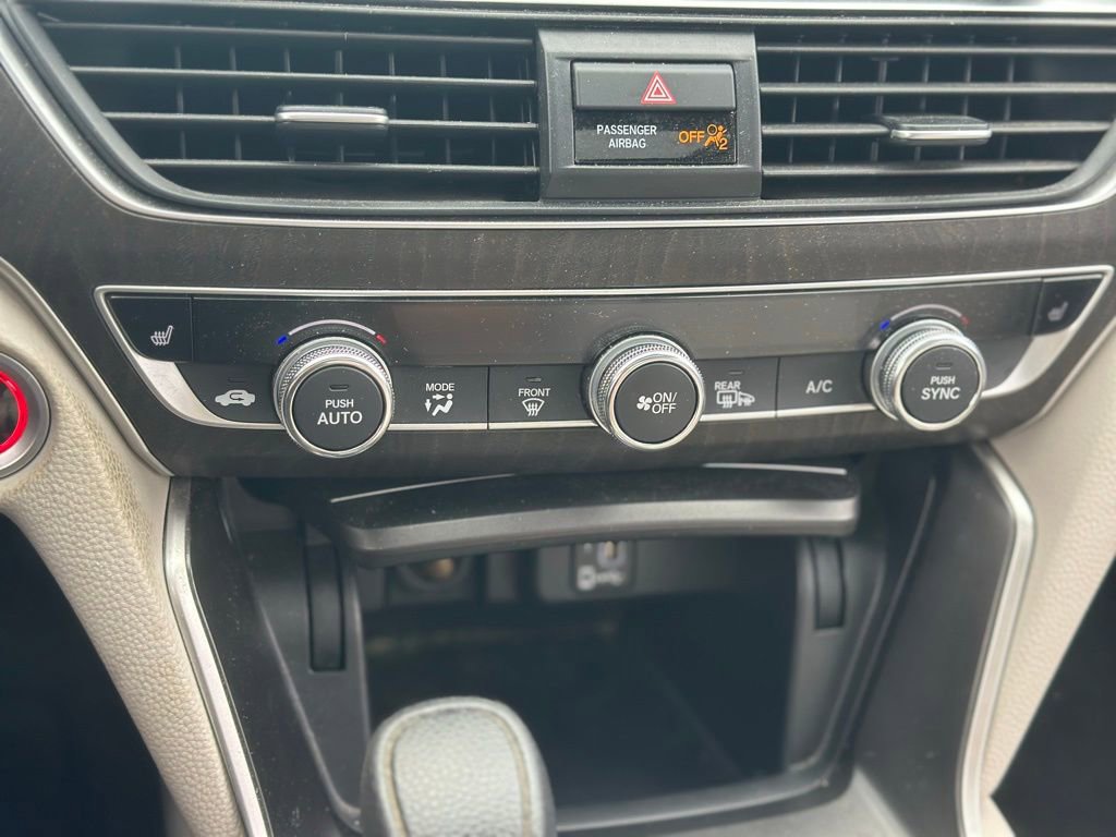 Used 2018 Honda Accord EX image 14