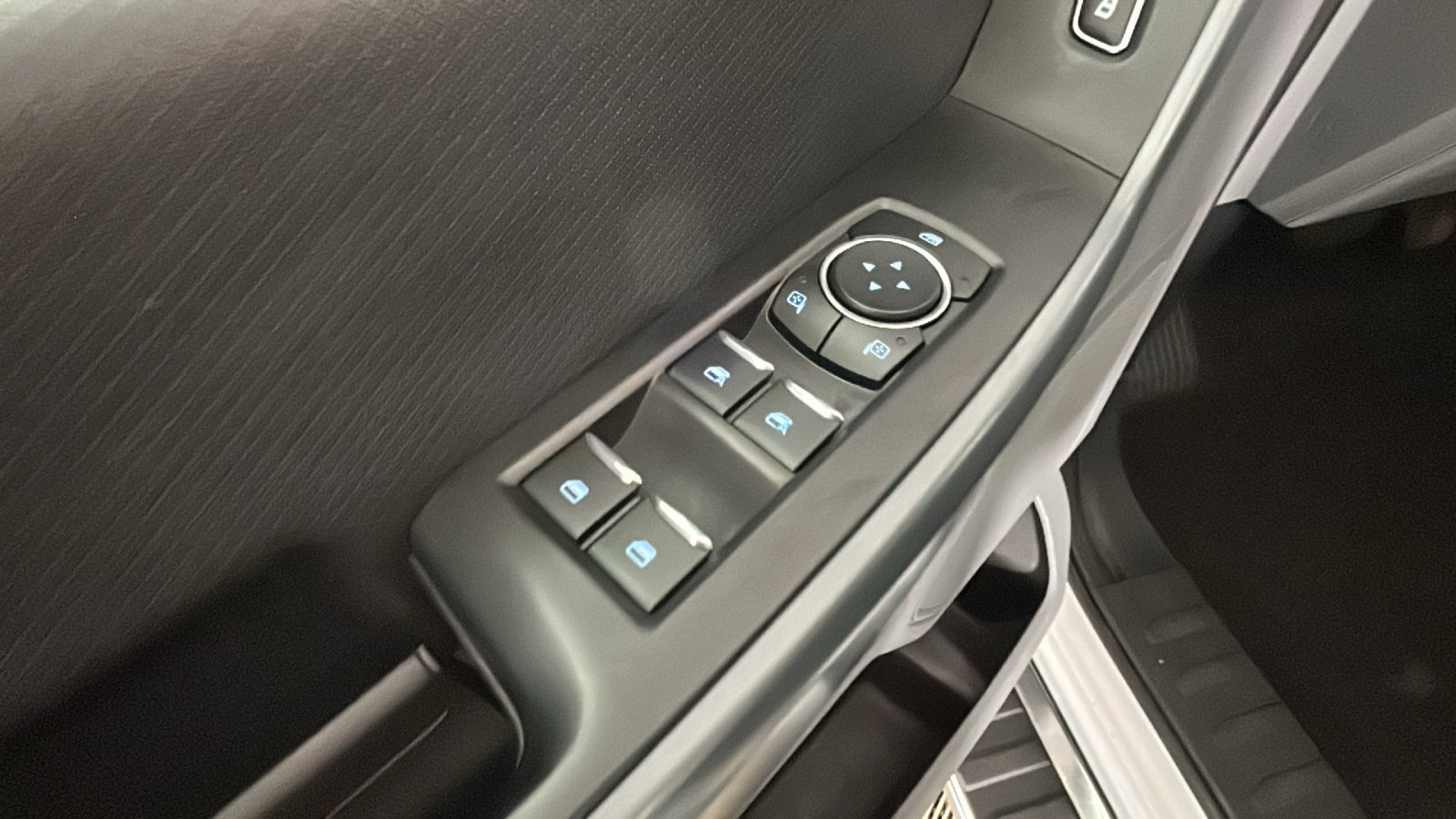 Used 2023 Ford F150 XLT w/ XTR Package AWD/4WD image 12