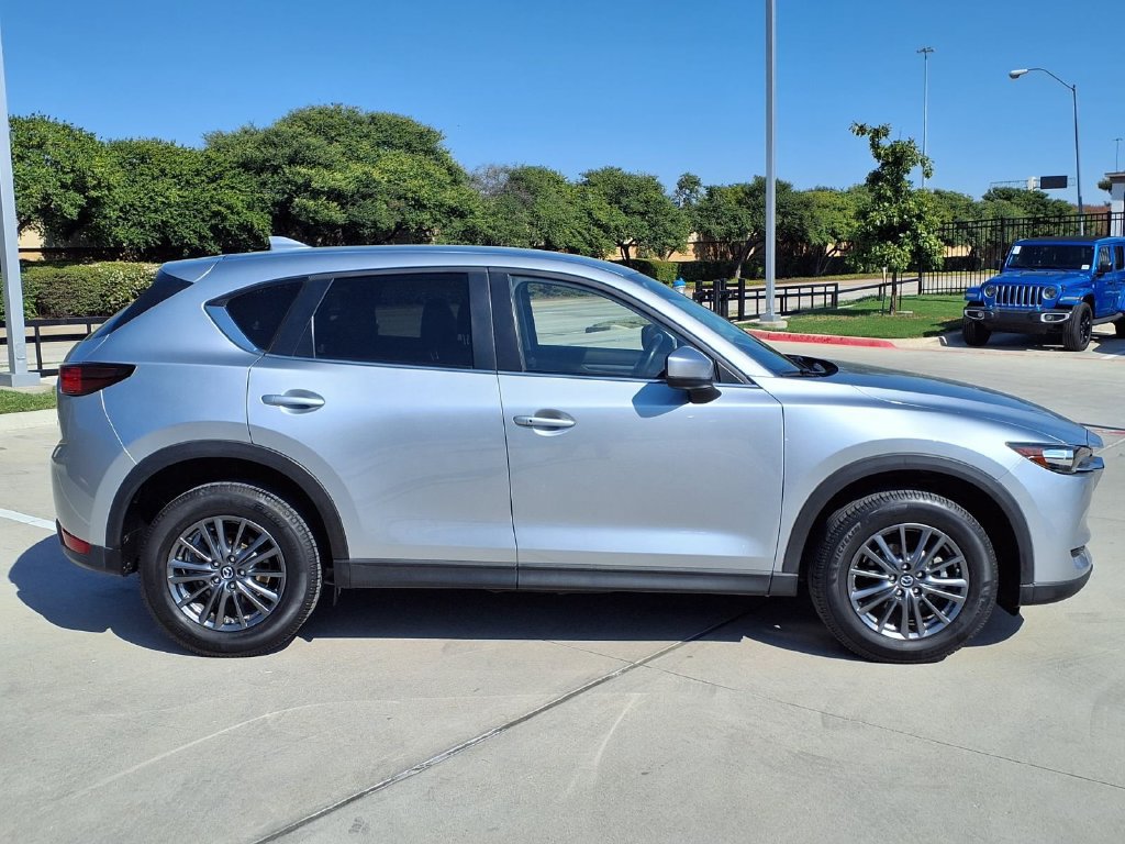 Used 2020 MAZDA CX-5 Touring FWD image 2
