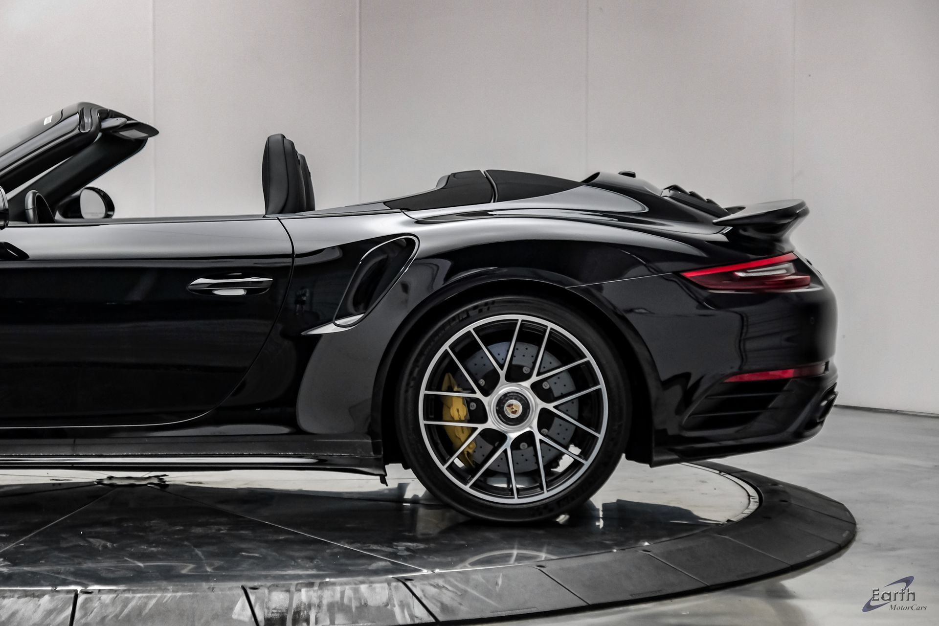 Used 2019 Porsche 911 Turbo S AWD/4WD image 11