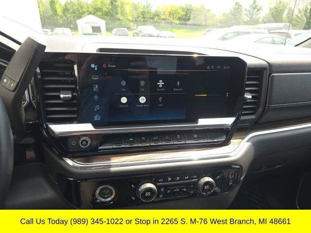 Used 2023 Chevrolet Silverado 1500 LT AWD/4WD image 23