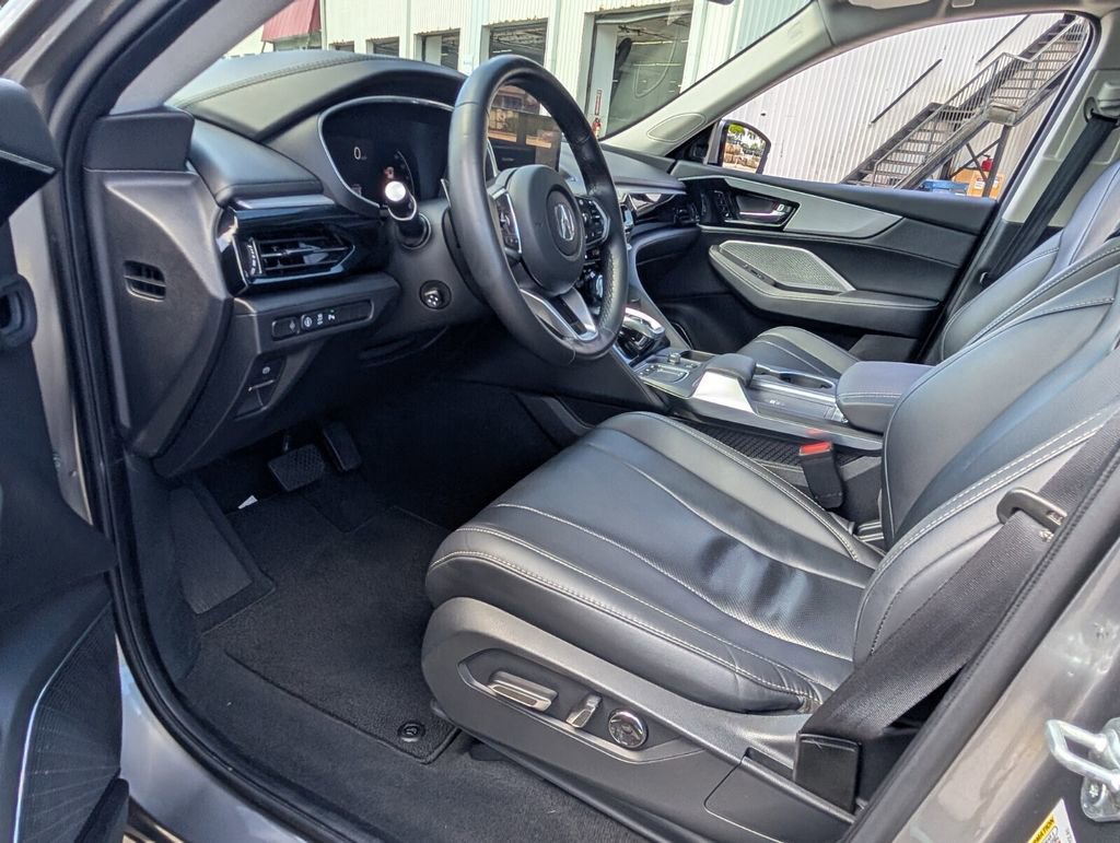Used 2023 Acura MDX FWD w/ Technology Package image 11
