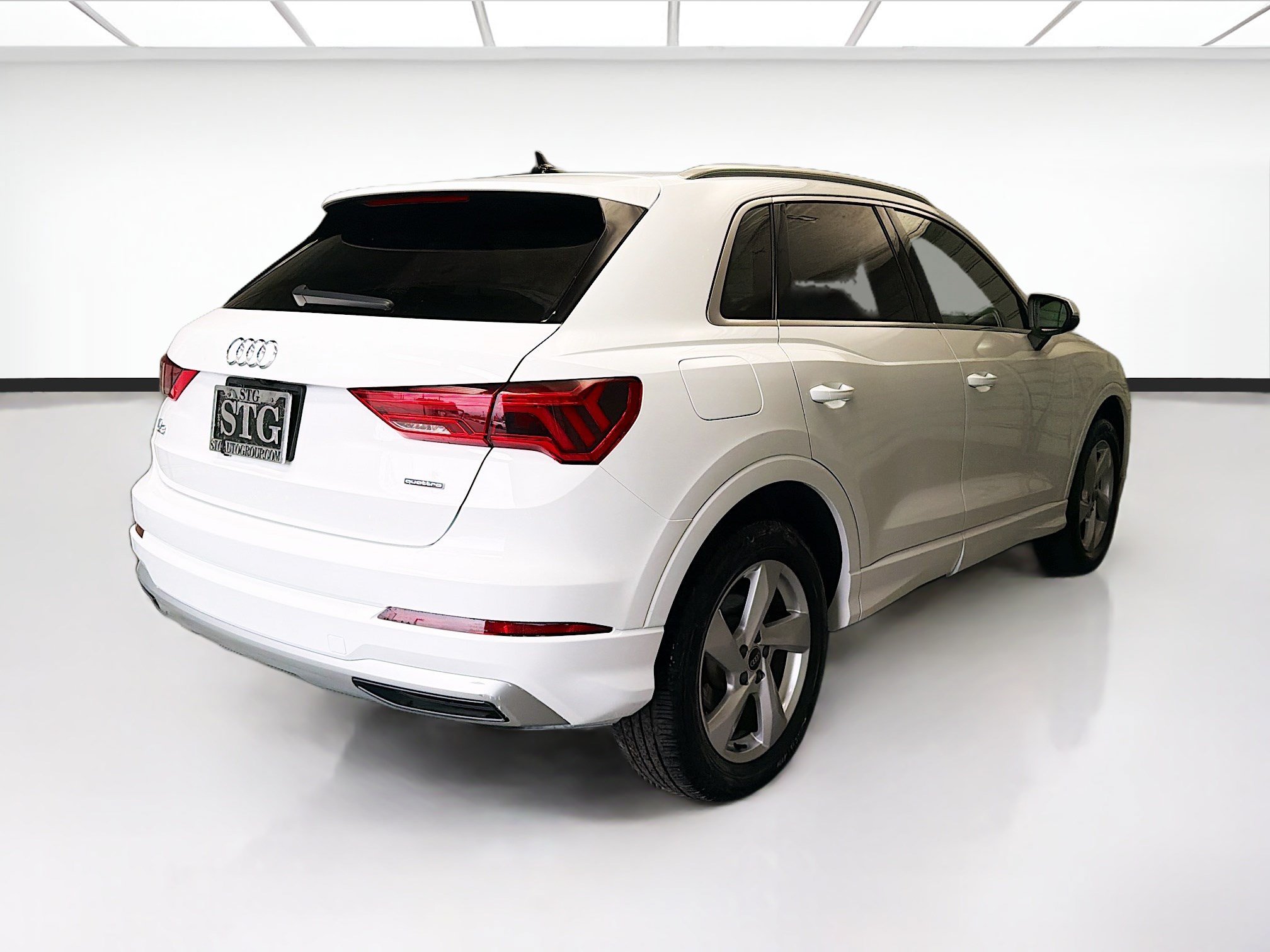 Used 2021 Audi Q3 2.0T Premium AWD/4WD image 4
